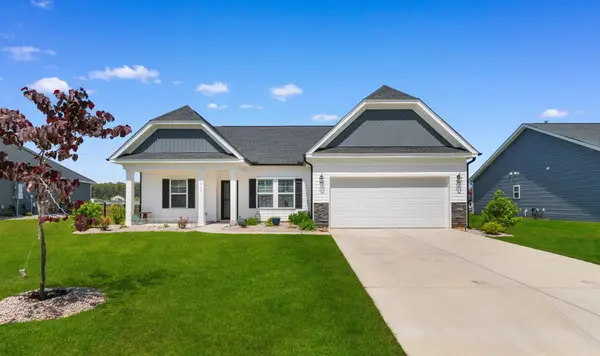 1215 Mill Banks Dr., Longs, SC 29568