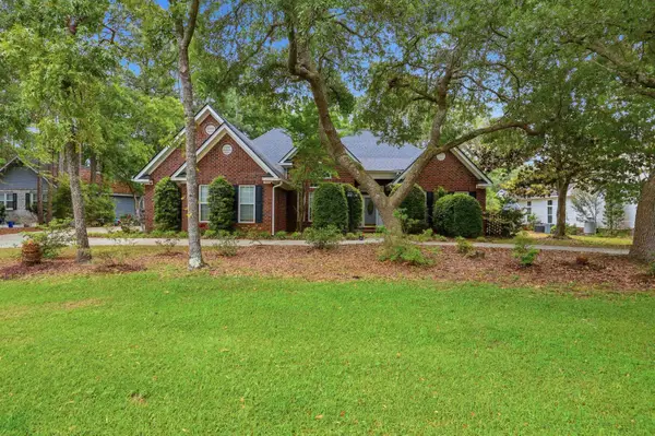 275 Oleander Dr., Pawleys Island, SC 29585