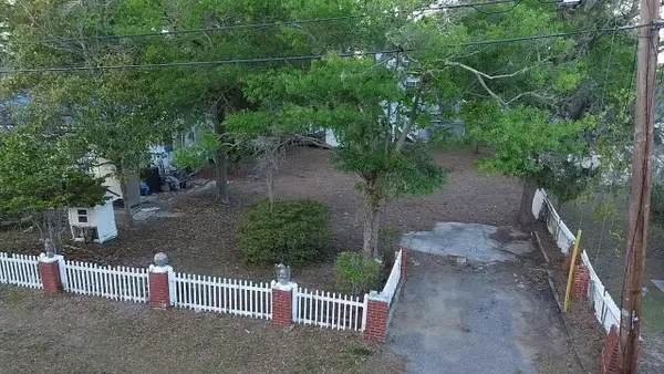 802 Seaside Dr., North Myrtle Beach, SC 29582