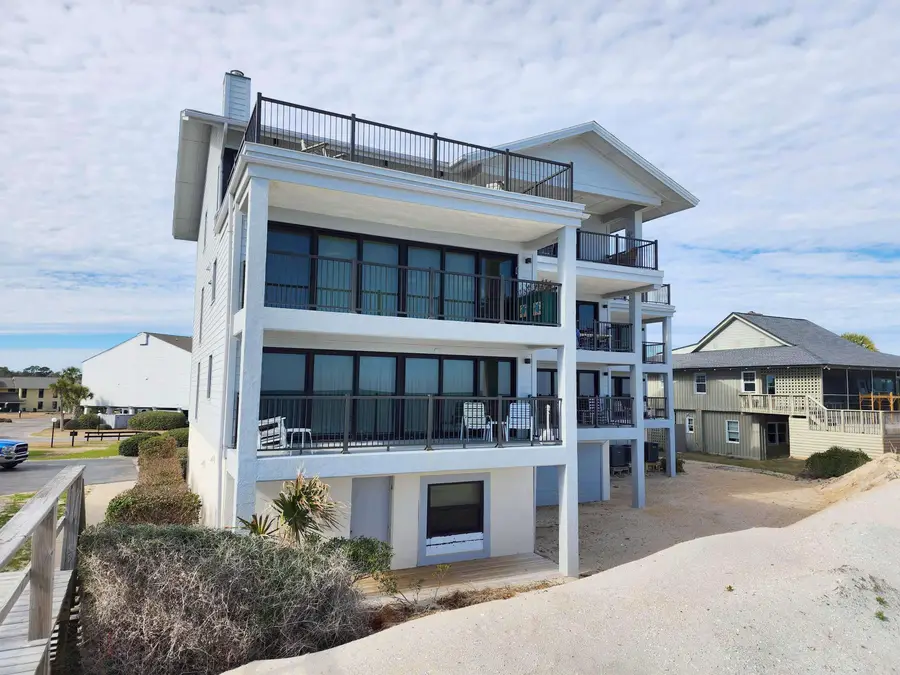 647 Norris Dr., Pawleys Island, SC 29585 - #2
