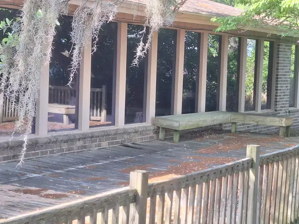 1642 Riverview Dr., Little River, SC 29566