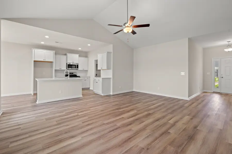 916 Woodside Dr., Conway, SC 29526 - #3