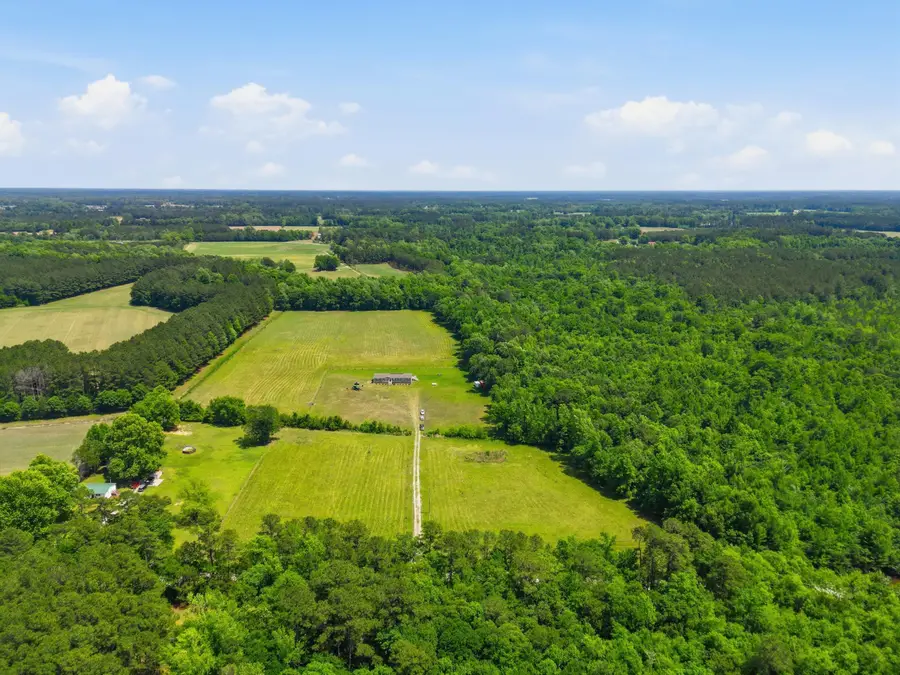 3910 Cascade Rd., Green Sea, SC 29545 - #3