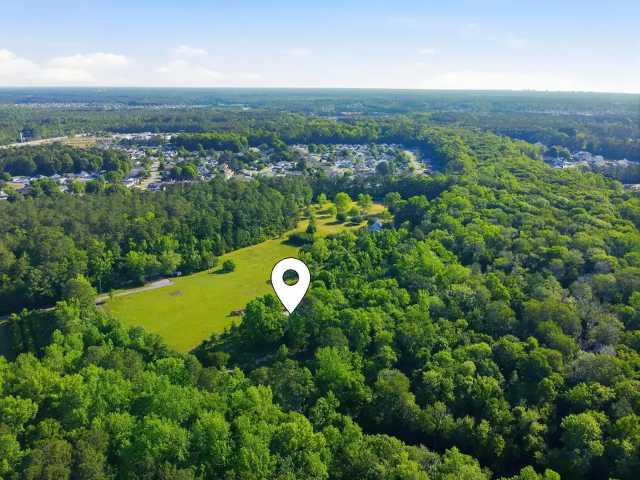 4860 Elm Rd., Murrells Inlet, SC 29576 - #2