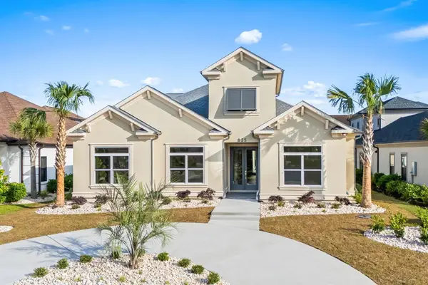825 Bluffview Dr., Myrtle Beach, SC 29579