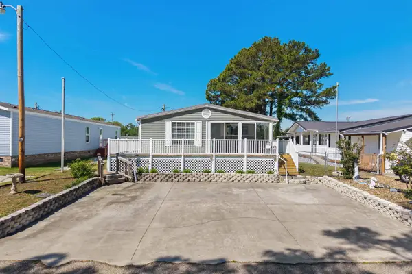 1021 Blossom St., North Myrtle Beach, SC 29582