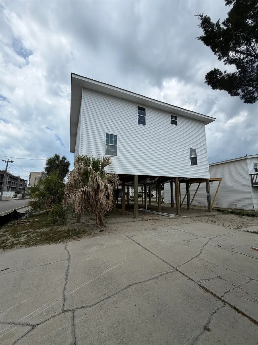 300 44th Ave. N, North Myrtle Beach, SC 29582 - #2