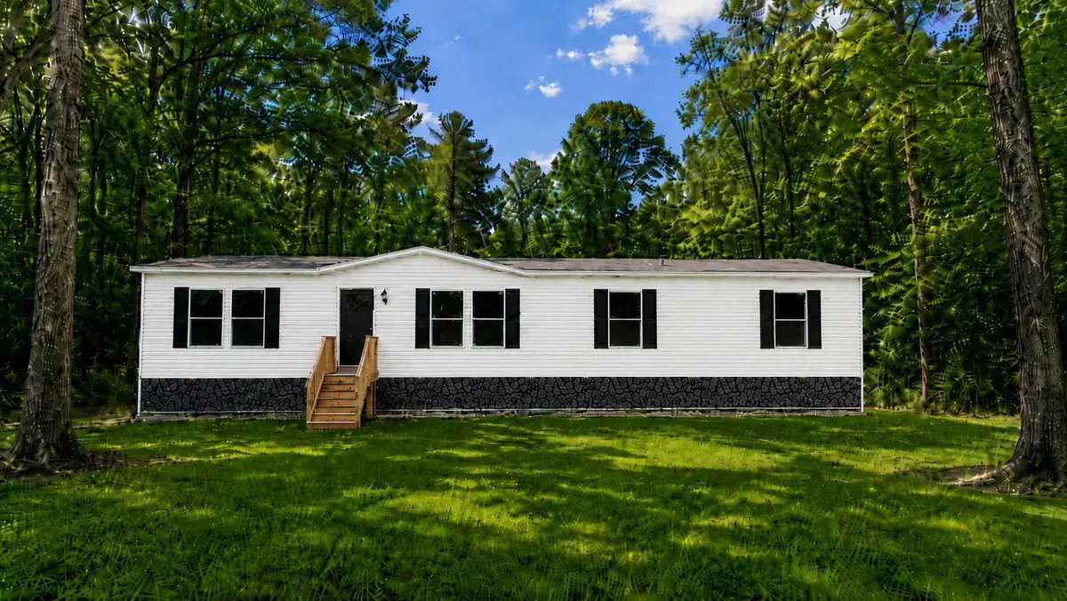 5548 Daffodil Dr., Conway, SC 29526 - #1