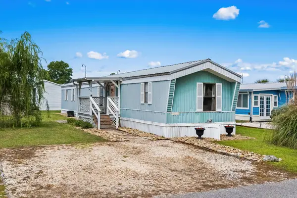 1017 Foxfire Dr., North Myrtle Beach, SC 29582