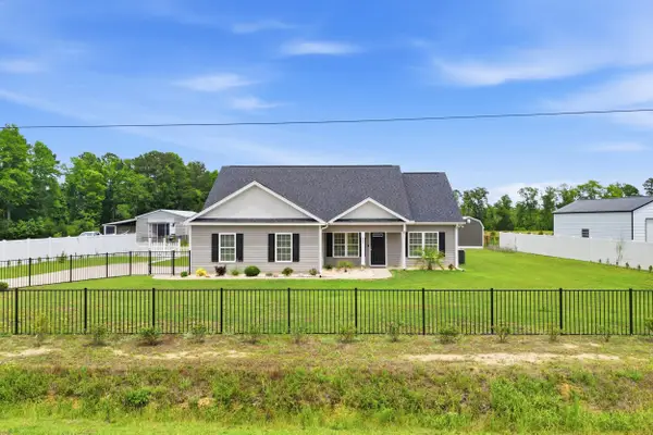 7716 Hunting Swamp Rd., Conway, SC 29527