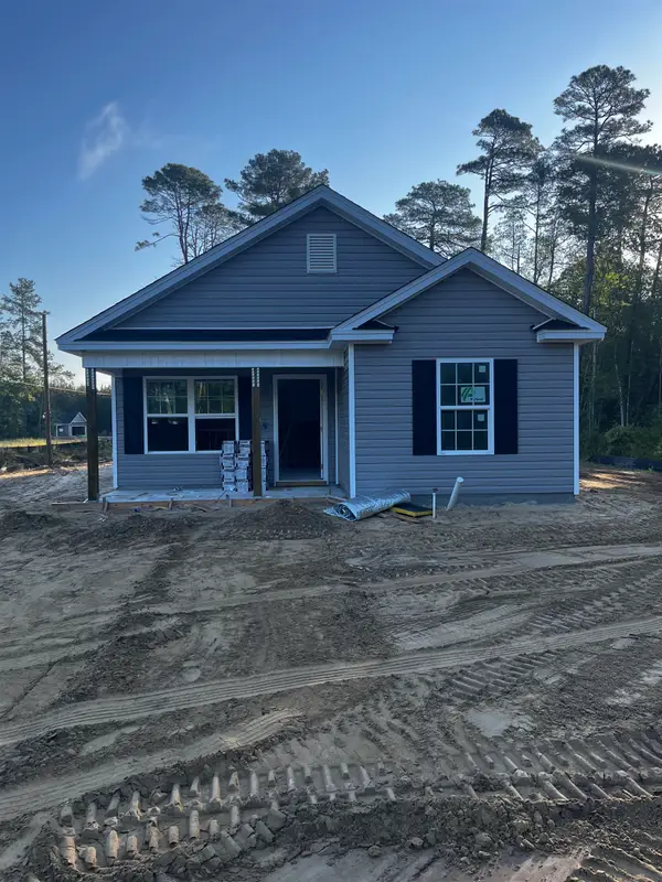5669 Carriage Rd., Conway, SC 29527