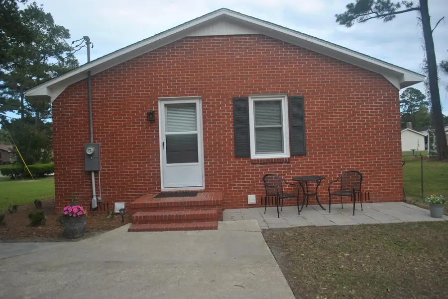 396 Lakewood Ave., Georgetown, SC 29440 - #3