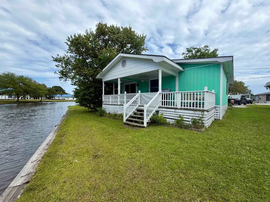 276 Flamingo Ct., Surfside Beach, SC 29575 - #2