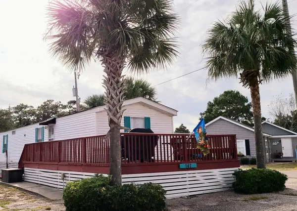 147 Oceanside Dr., Surfside Beach, SC 29575