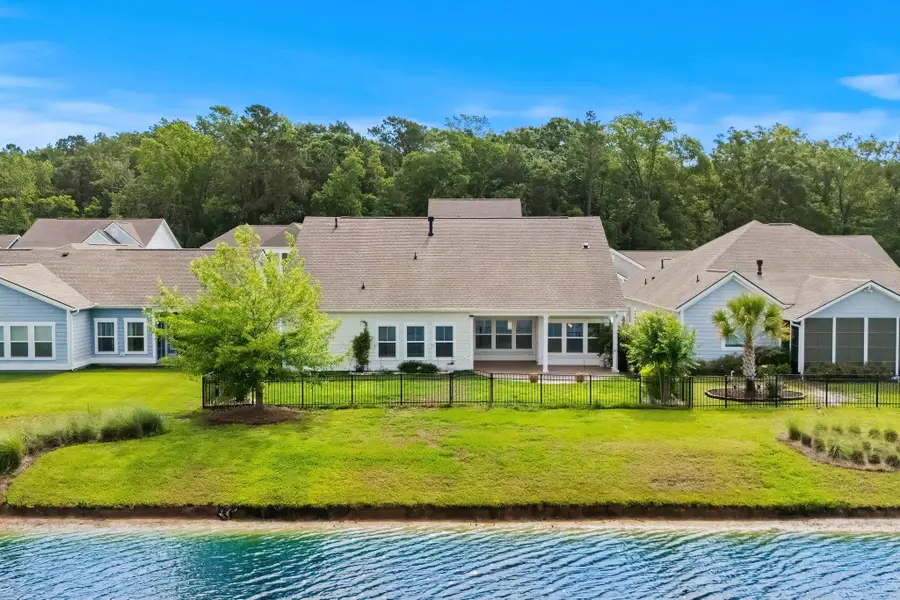 2435 Goldfinch Dr., Myrtle Beach, SC 29577 - #3