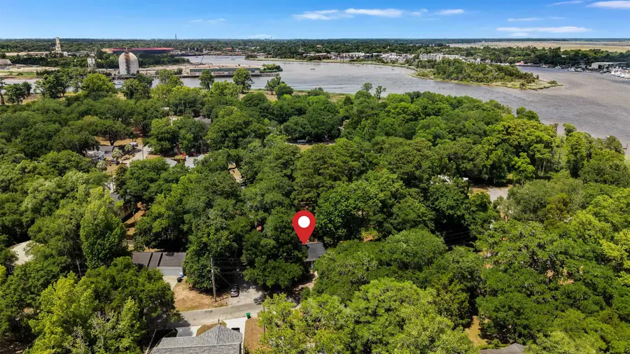 306 Kaufman St., Georgetown, SC 29440 - #2