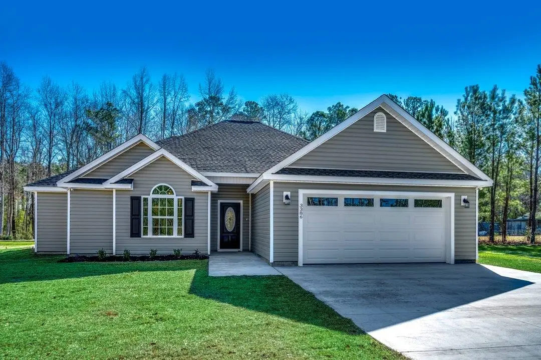 3585 Valley Forge Rd., Aynor, SC 29511 - #1
