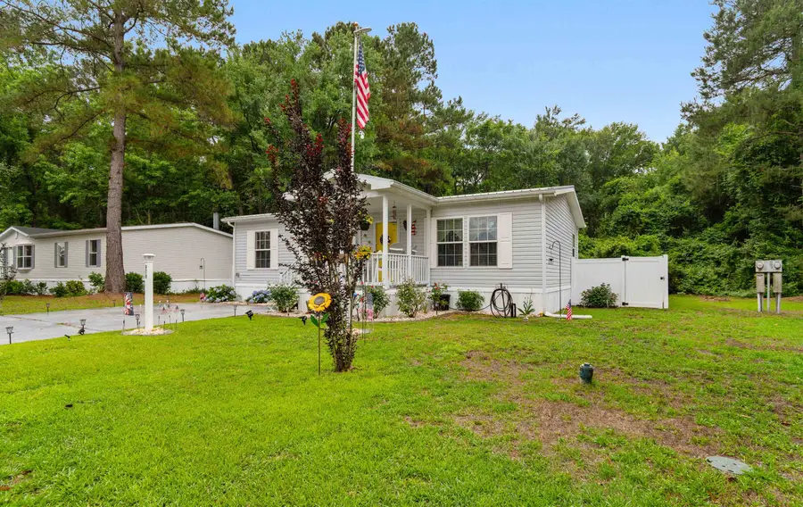 978 Jamestown Rd., Conway, SC 29526 - #3