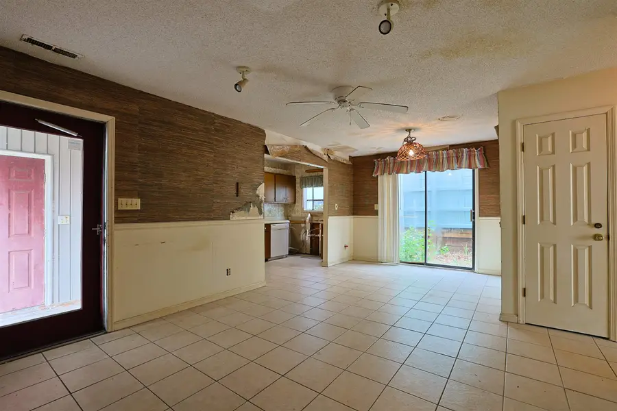 1212 Perrin Dr., North Myrtle Beach, SC 29582 - #3