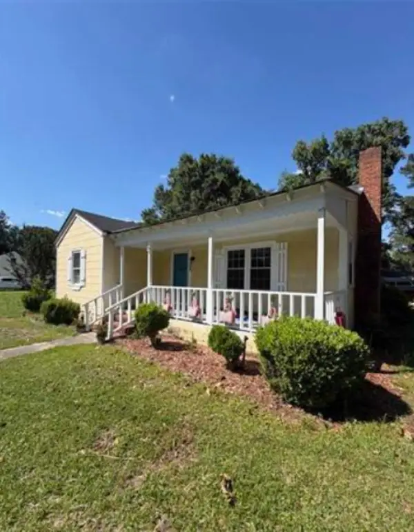 100 Jackson St., Lake City, SC 29560