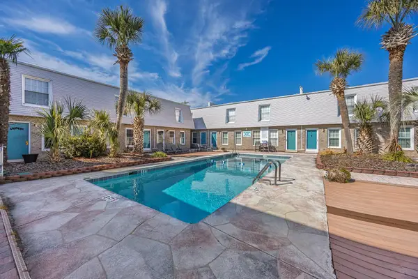 706 28th Ave. S #16, North Myrtle Beach, SC 29582