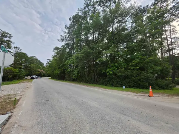 4136 Rose Bud Ln., Myrtle Beach, SC 29588