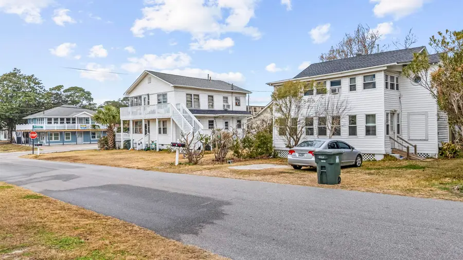 300 21st Ave. S, North Myrtle Beach, SC 29582 - #3