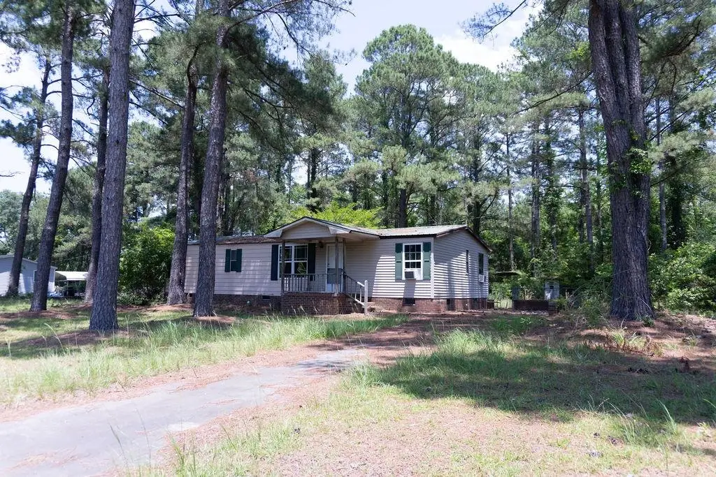 1175 Pond View Dr., Manning, SC 29102 - #1