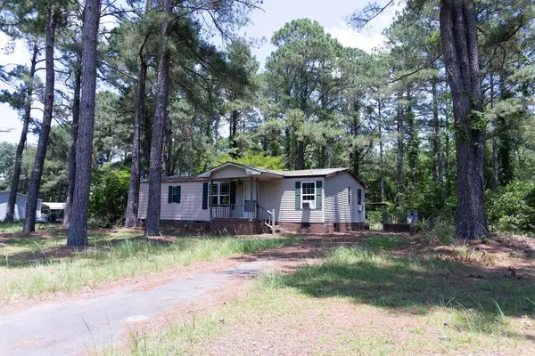 1175 Pond View Dr., Manning, SC 29102