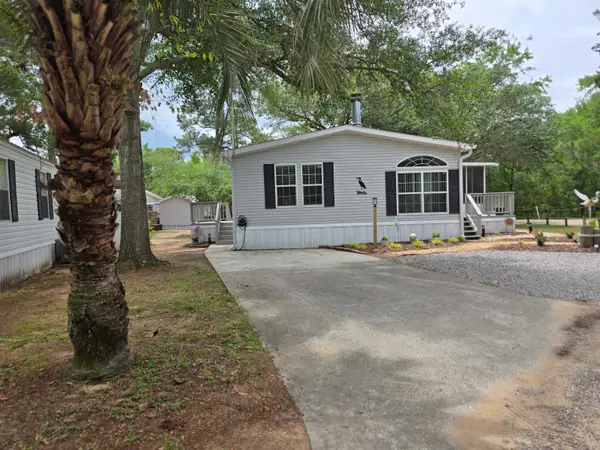 457 E Banks Dr., Garden City Beach, SC 29576