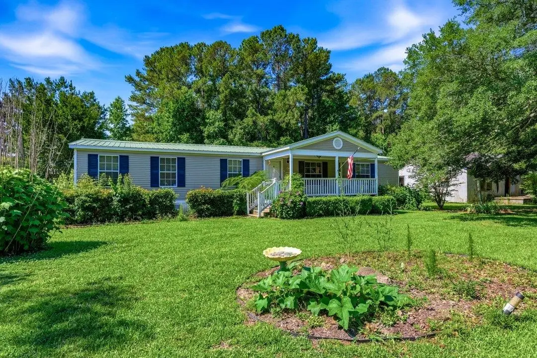 1715 Mineral Springs Rd., Conway, SC 29527 - #1