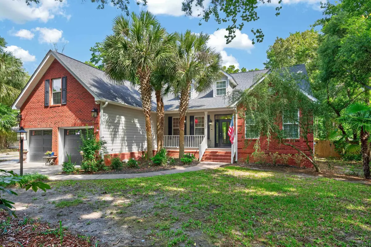 1220 Crooked Oak Dr., Pawleys Island, SC 29585 - #1