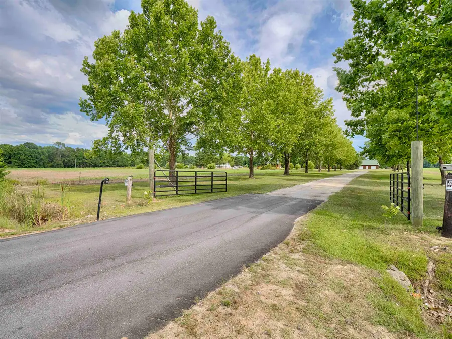 3728 Tuberville Hwy., Lake City, SC 29560 - #3