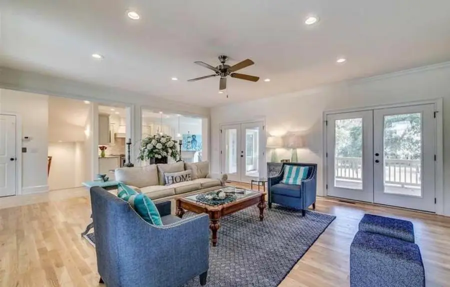 11 Flaggpoint Ln., Murrells Inlet, SC 29576 - #3