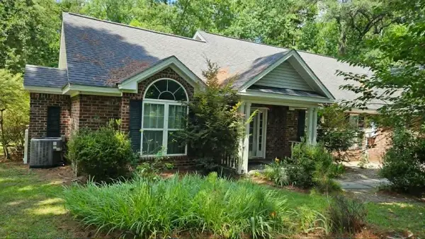 1927 Armview Rd., Loris, SC 29569