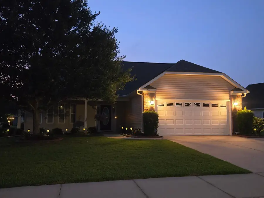 1425 Holtzman St., Surfside Beach, SC 29575 - #3