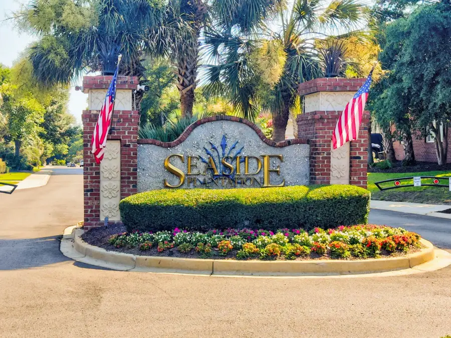 504 Sea Vista Ln., North Myrtle Beach, SC 29582 - #3