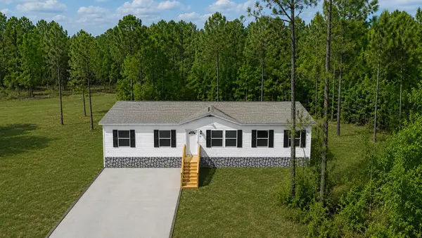 110 Lunar Ln, Loris, SC 29569