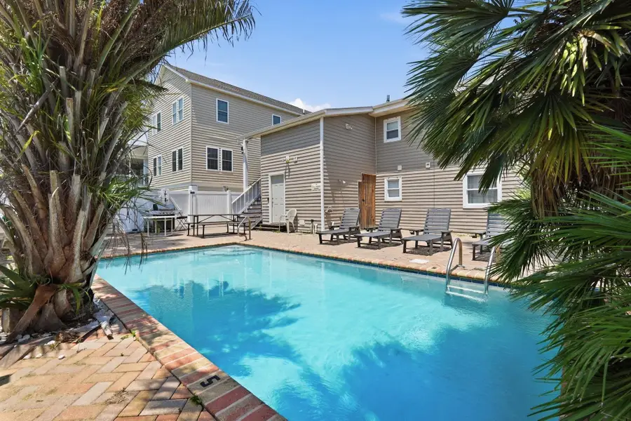 215 N 28th Ave. N, North Myrtle Beach, SC 29582 - #3