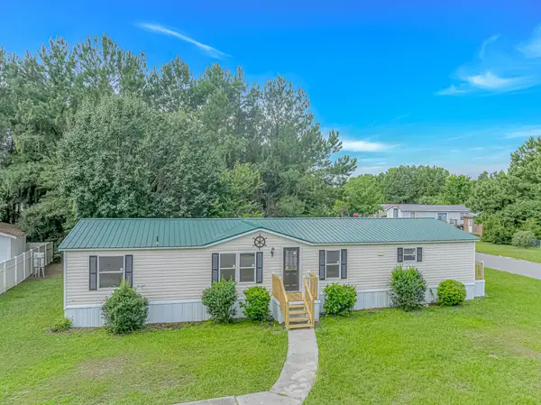 8157 Woodland Dr., Myrtle Beach, SC 29588