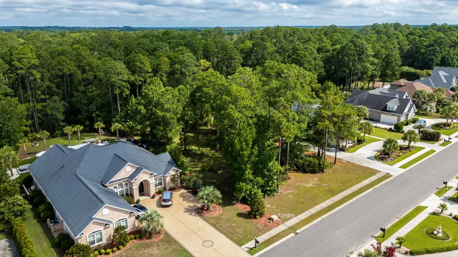 2052 Woodburn Dr., Myrtle Beach, SC 29579 - #2