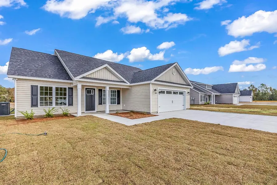 986 Inglewood Dr., Loris, SC 29569 - #2