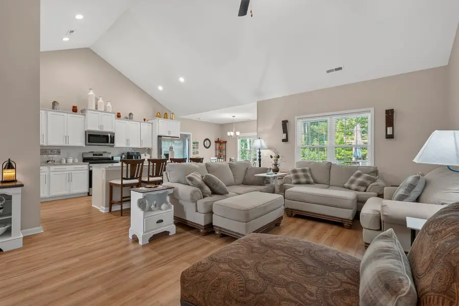 3405 Little Bay Dr., Conway, SC 29526 - #3
