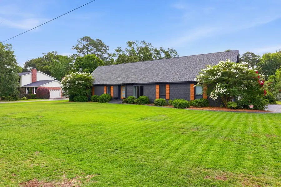 840 Thunderbird Dr, Florence, SC 29501 - #3