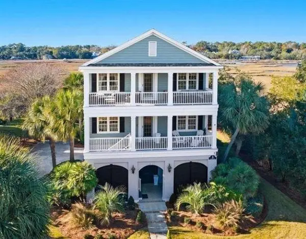 10 Sea Oats Circle, Pawleys Island, SC 29585