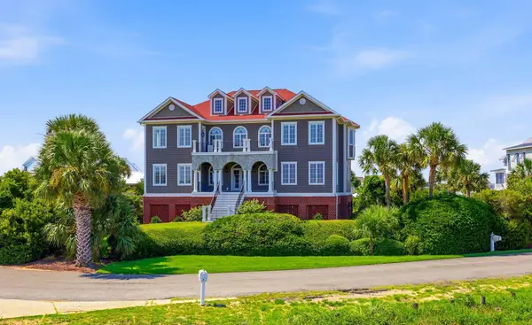 2254 S Waccamaw Dr., Garden City Beach, SC 29576