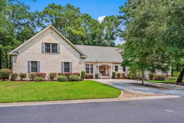25 Fairway Ln., Pawleys Island, SC 29585