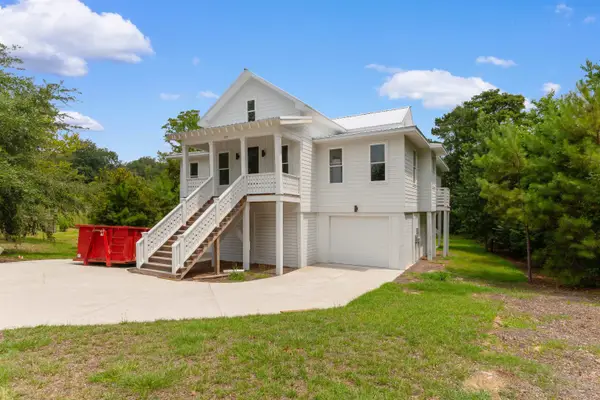 317 Lagrange Rd., Georgetown, SC 29440