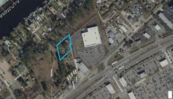 1327 Half Moon Ct., North Myrtle Beach, SC 29582