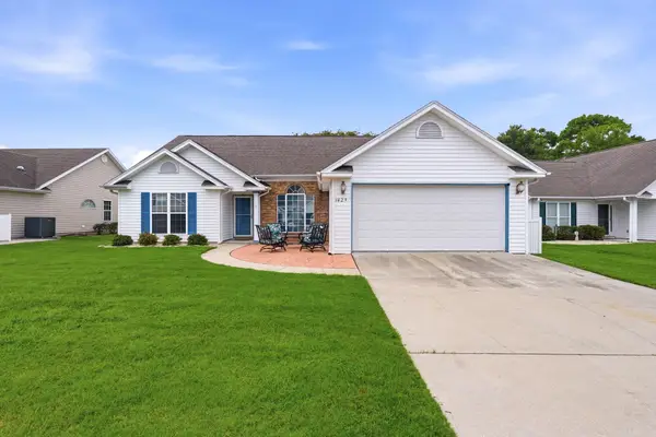 1429 Ashton Glenn Dr, Surfside Beach, SC 29575